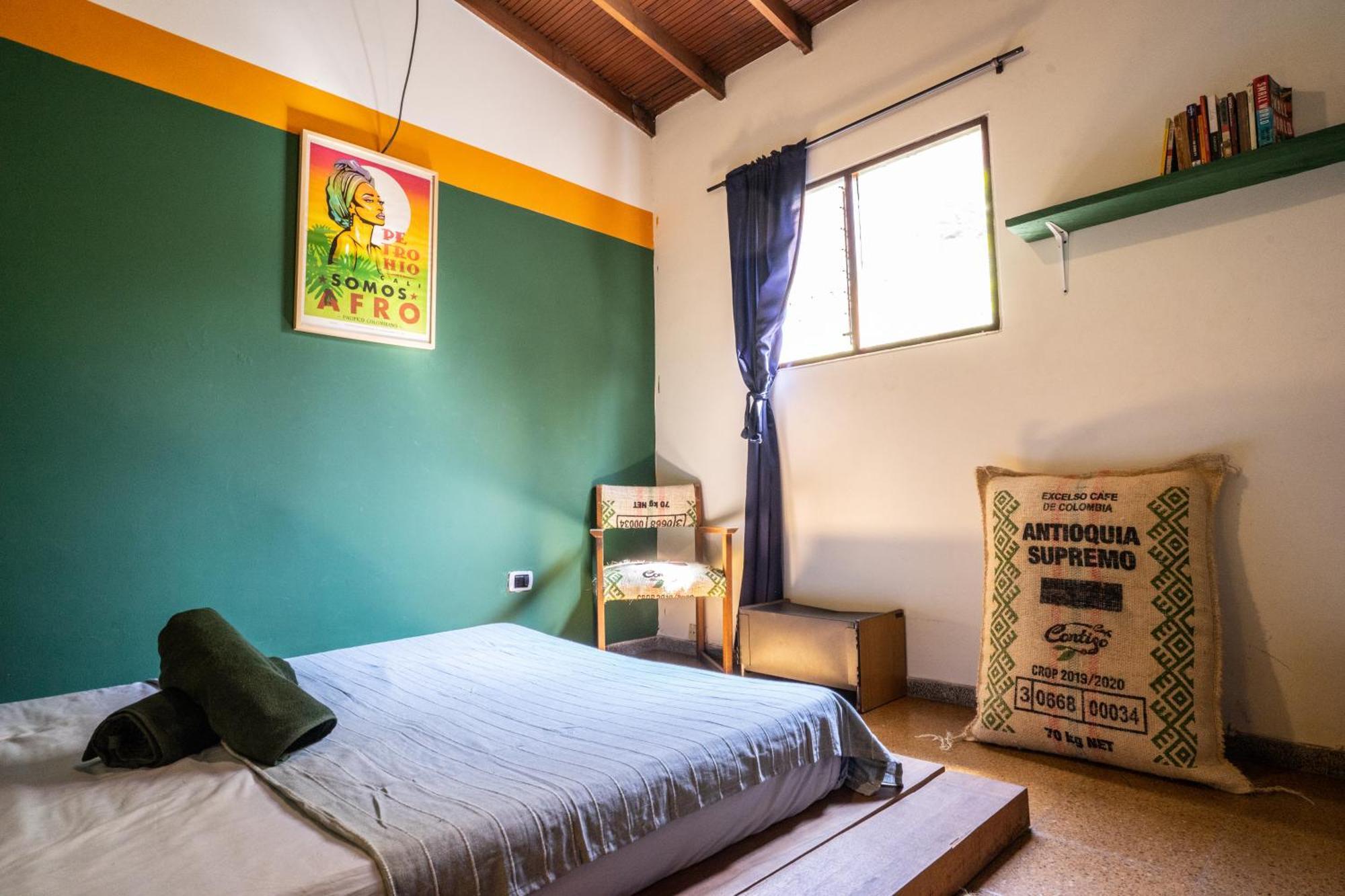 Oasis En El Corazon De Medellin, Laureles Apartment Luaran gambar