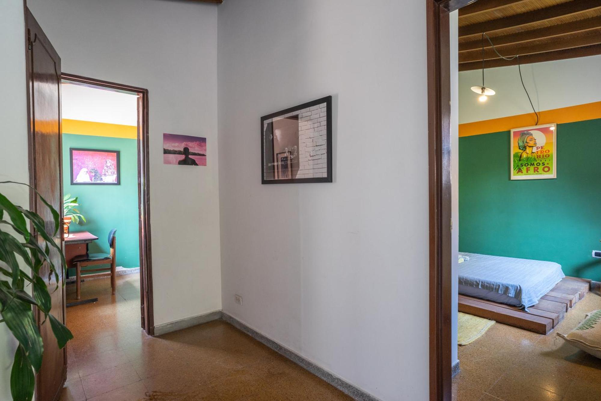 Oasis En El Corazon De Medellin, Laureles Apartment Luaran gambar